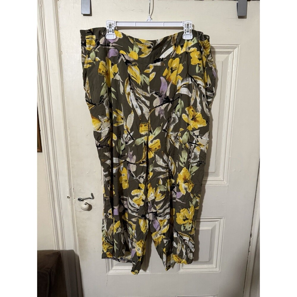 NWT EVRI Plus Size 20W Floral Wide Leg Pants Olive Yellow Pull On Pockets